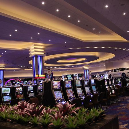 Grand Falls Casino & Golf Resort Larchwood Bagian luar foto